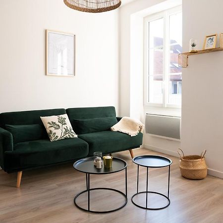 Stylish Sunrise : T3 Lumineux Au Coeur De Pau Appartamento Esterno foto