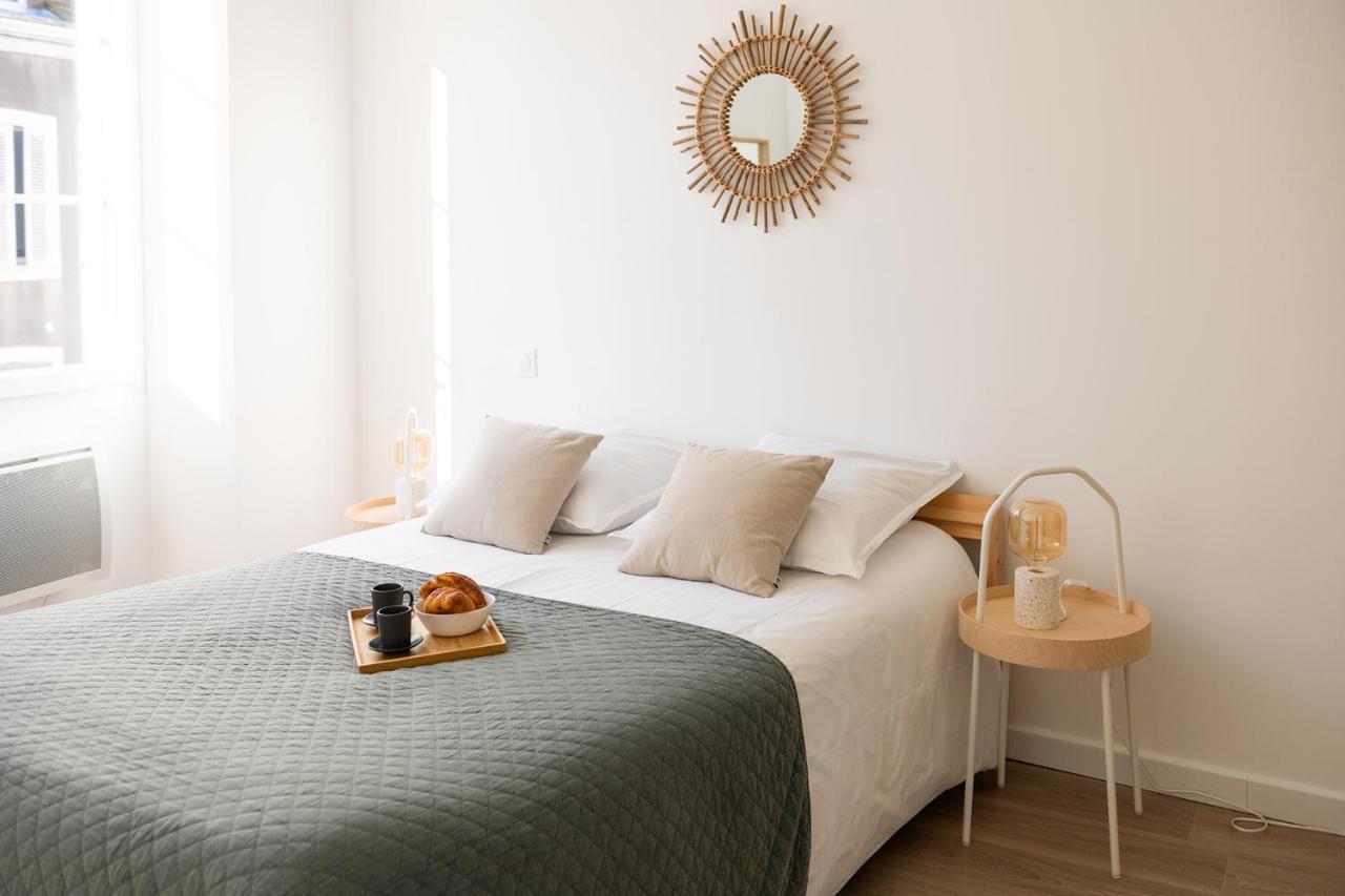 Stylish Sunrise : T3 Lumineux Au Coeur De Pau Appartamento Esterno foto